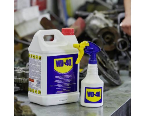 WD-40 - bidon de 5 litres + pulvérisateur WD40